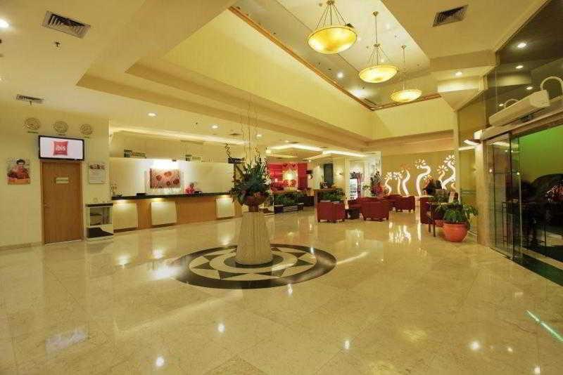 فندق Ibis Malioboro يوغياكارتا المظهر الخارجي الصورة