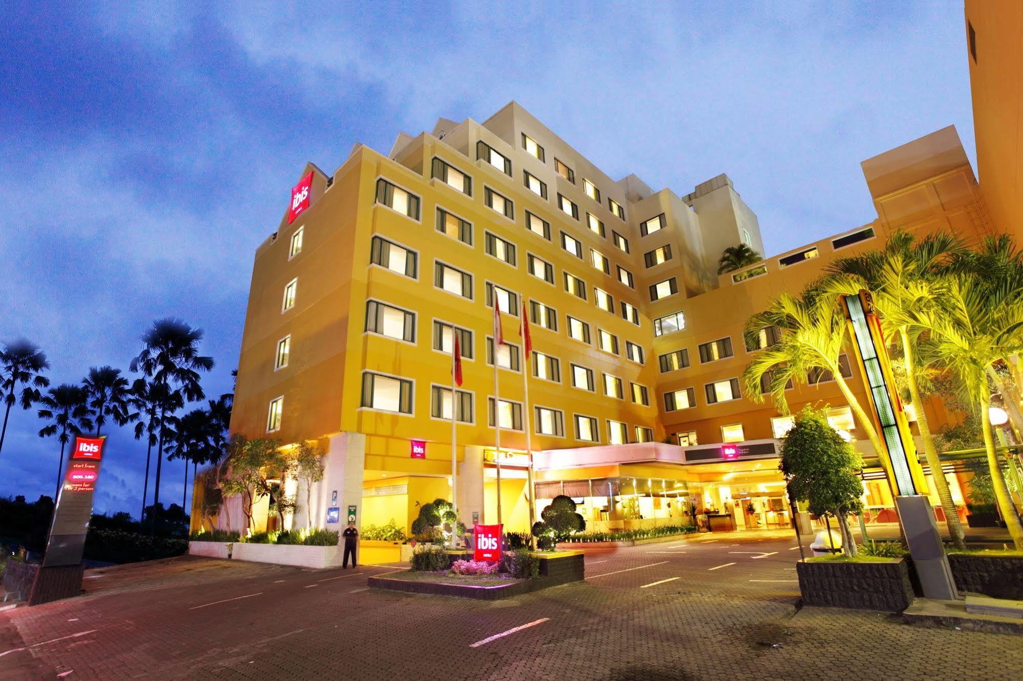 فندق Ibis Malioboro يوغياكارتا المظهر الخارجي الصورة